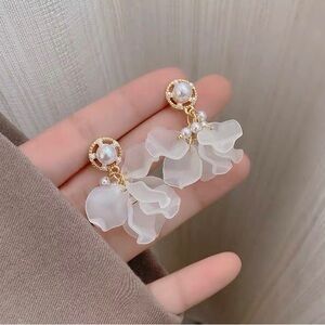 Black petal silver earrings